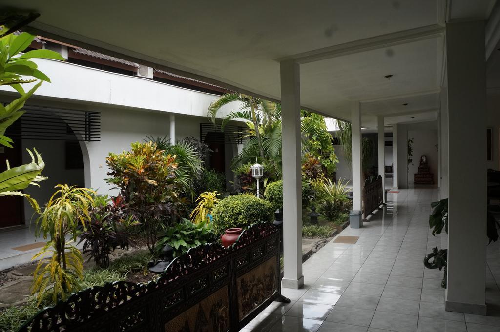 Hotel Kirana Yogyakarta Exterior photo